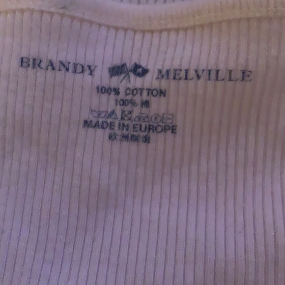 5/$25🐝 Brandy Melville Top - Picture 2 of 2
